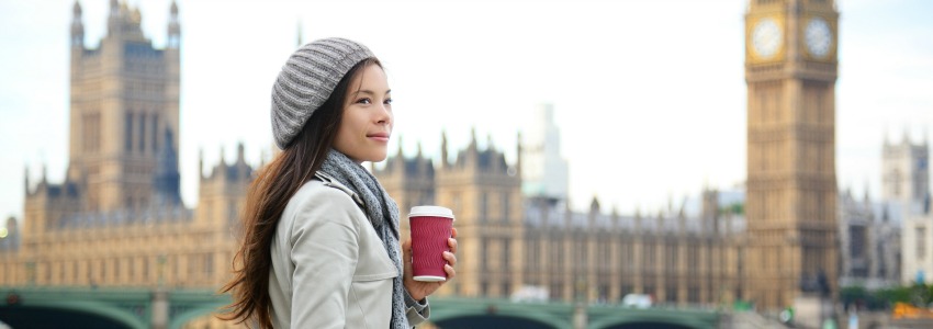 How to choose a credit card for studying abroad