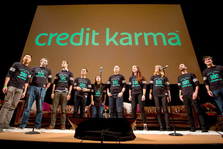 ¿Quién es el Karma de crédito por el que es propiedad de Karma?